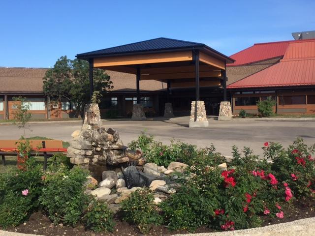 Slave Lake Inn And Conference Centre Exterior photo